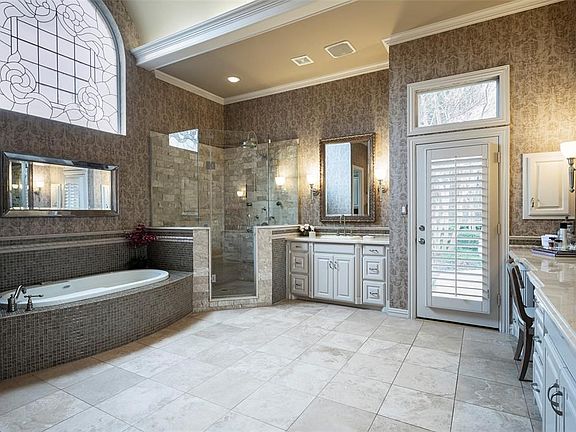 2nd image of 3516 Cedar Falls Ln