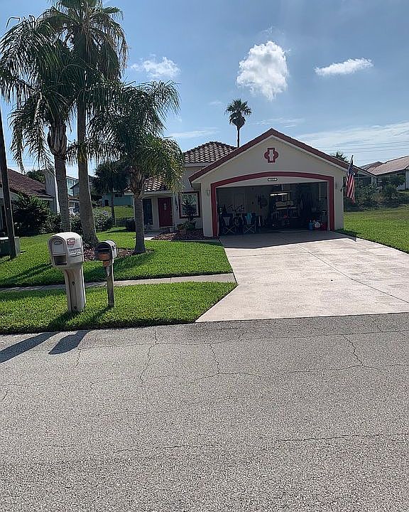 1st image of 1512 N Daytona Ave