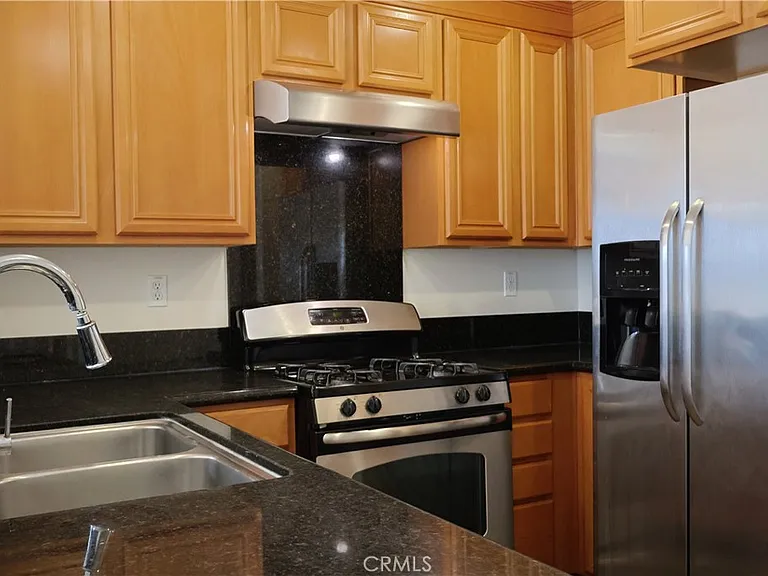 22919 Mariposa Ave #810 — Photo 6