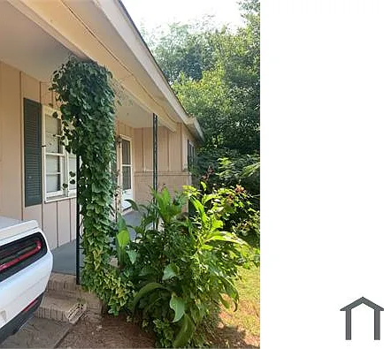 3102 Kirkland Cir NW #1 — Photo 2