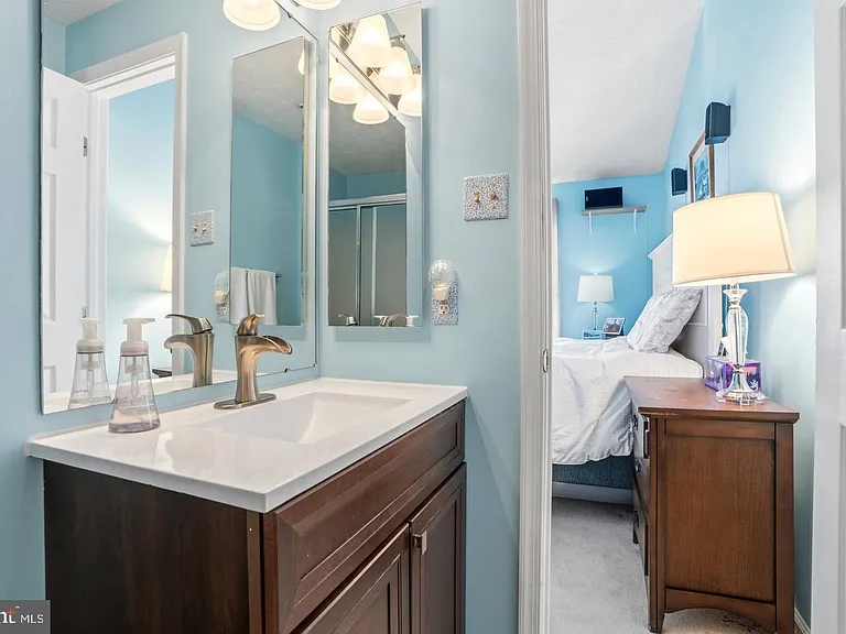 8016 Brightlight Pl — Photo 17
