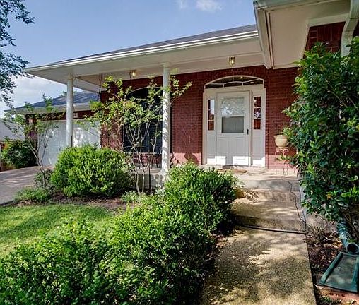 2nd image of 2708 Mirkwood Ct