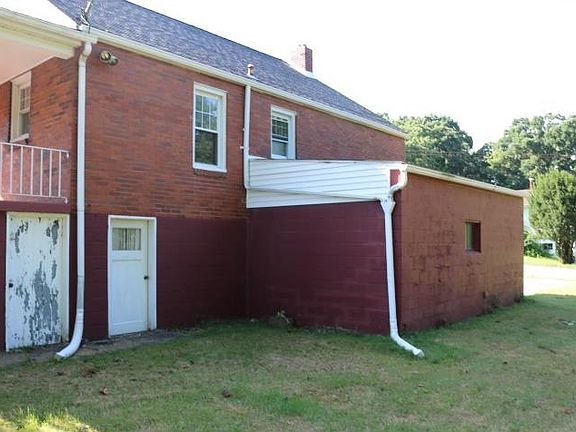2nd image of 312 Western Way