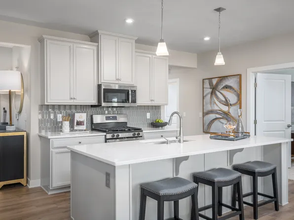 4399 Peach Lily Ln #351, Chantilly, VA 20151