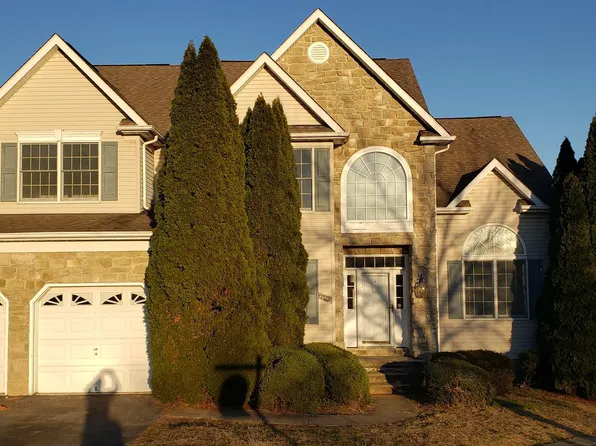 612 Thornbury Ct, Westminster, MD 21158