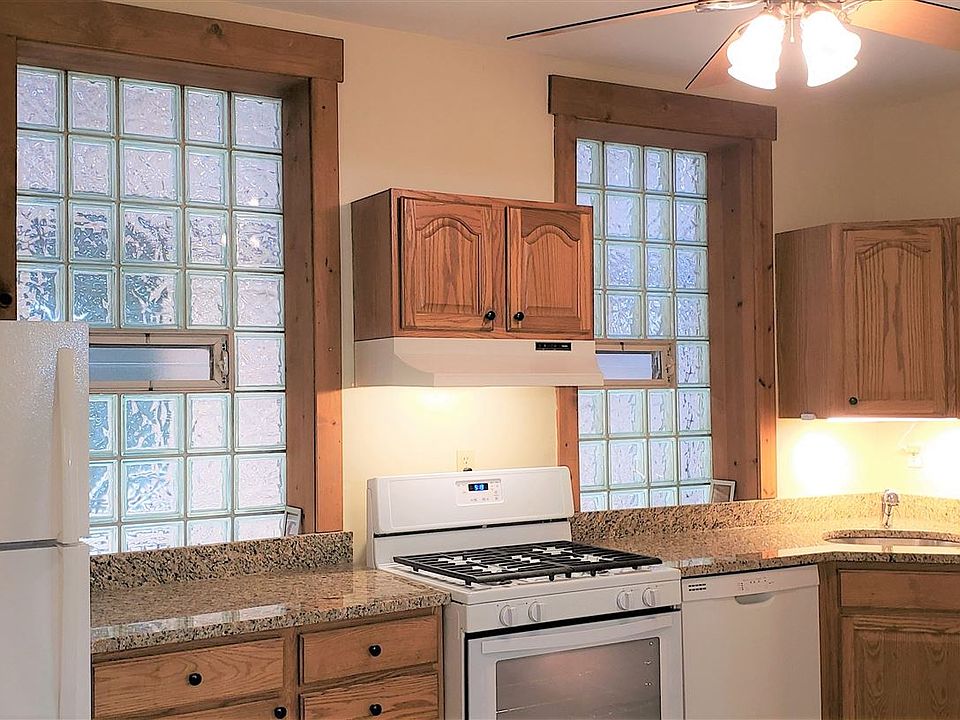 1 BR Kitchen