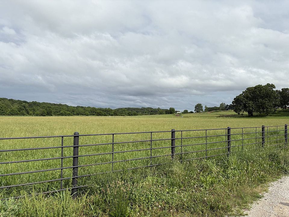 1st image of 0 Gateway Rd