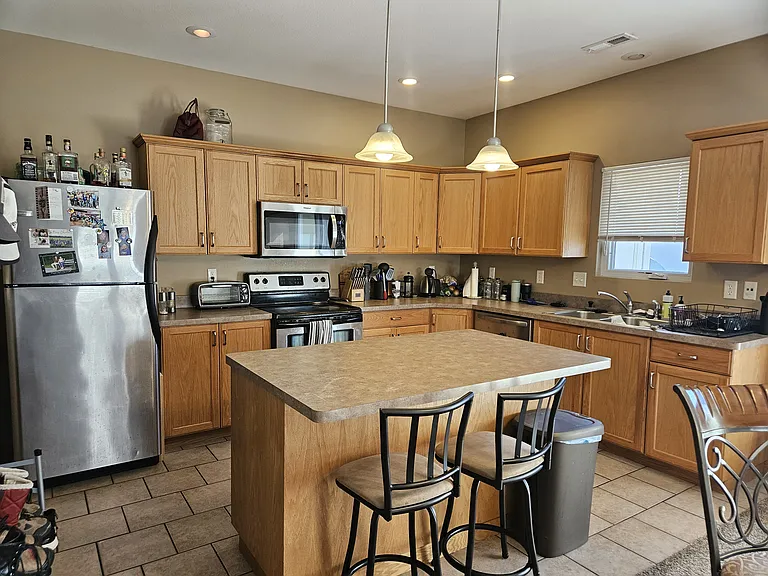705 Walters Dr — Photo 5