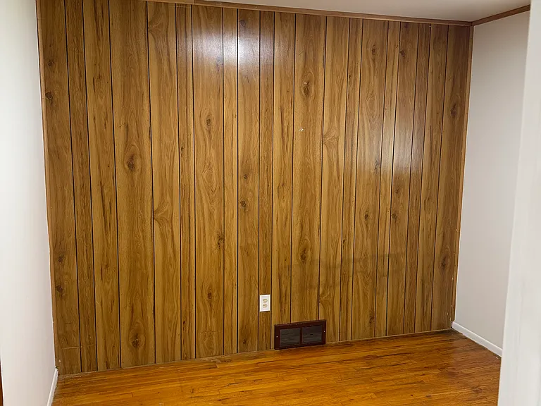 19405 Opal St — Photo 10