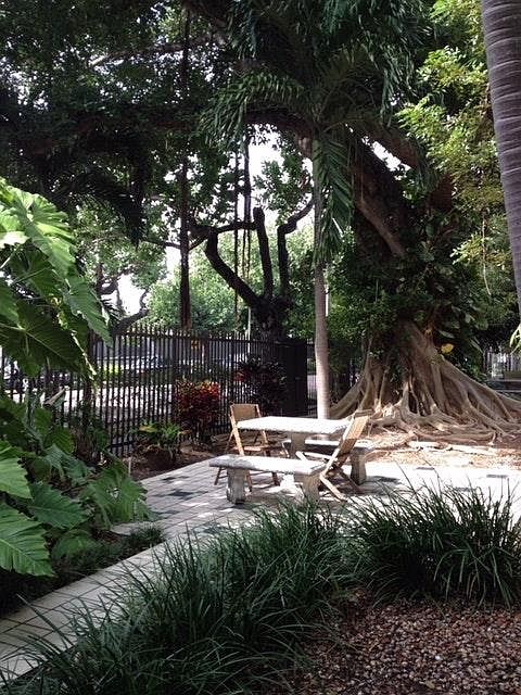 1st image of 1135 Meridian Ave
