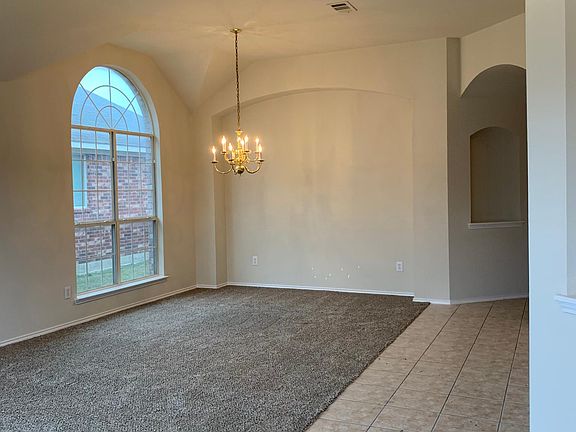 3rd image of 3103 Leesa Ct
