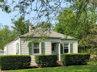 1659 Harding Rd, Northfield, IL 60093