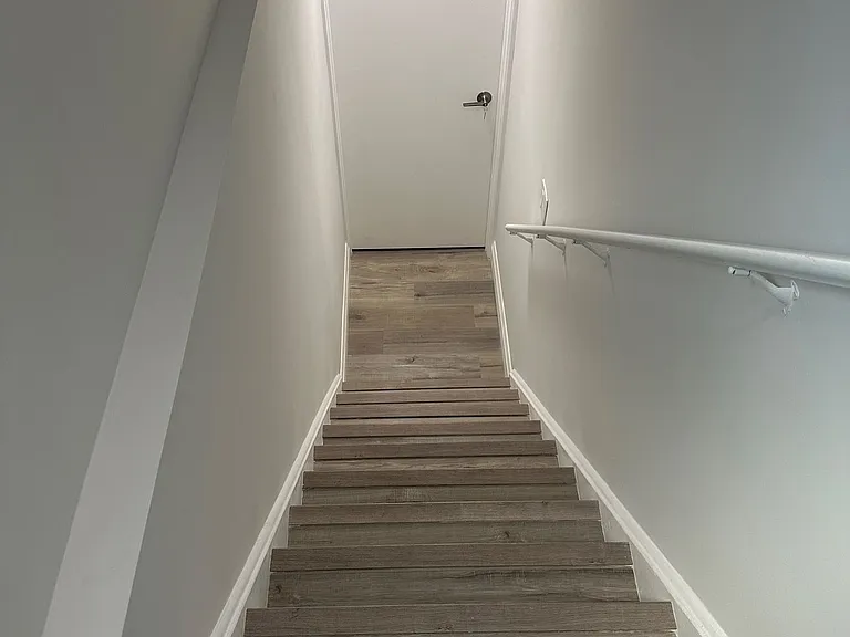24 Hubbell Rd — Photo 18