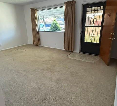 3rd image of 1710 Eden Ave