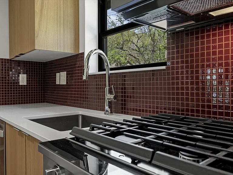 4700 Liberty St #1 — Photo 7