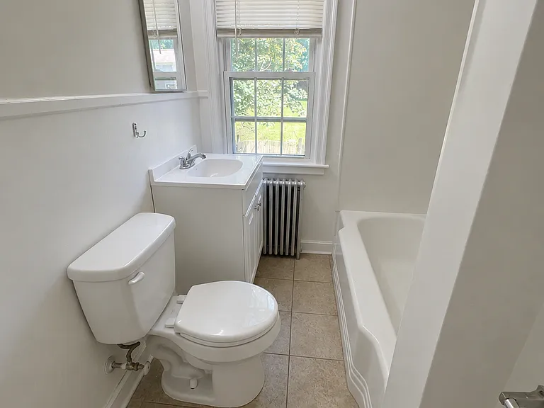 93 E Main St #93 — Photo 7