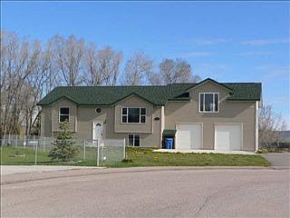 1st image of 2140 Bluebird Dr