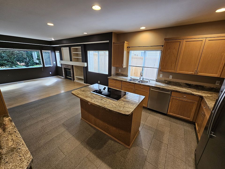 1st image of 24905 SE 40th Dr