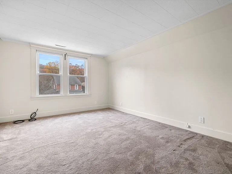 1857 State St #3 — Photo 5
