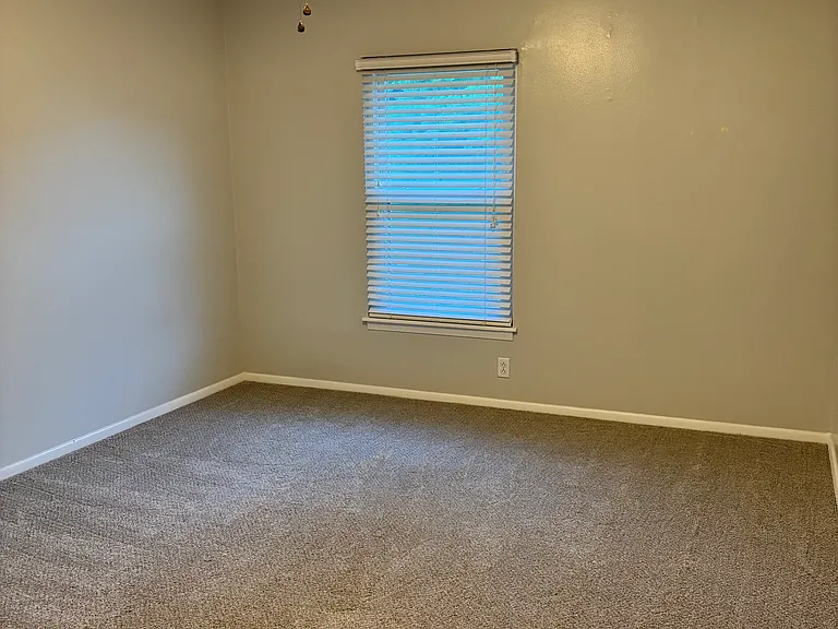 713 Ashlawn Pl #713 — Photo 7
