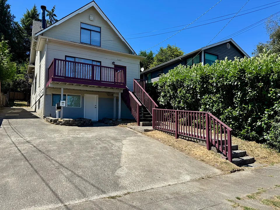 3649 23rd Ave W