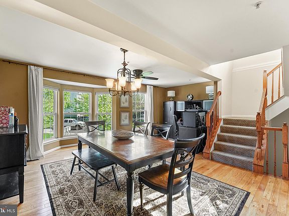 5th image of 4611 Weston Pl