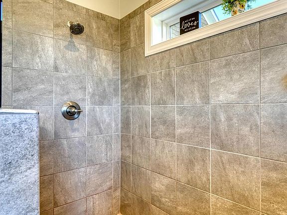 27th image of 1309 Ridge Pointe Way