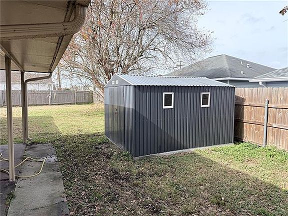 3rd image of 2652 Kirkwood Dr