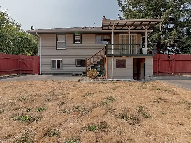 11616 23rd Ave SW — Photo 15