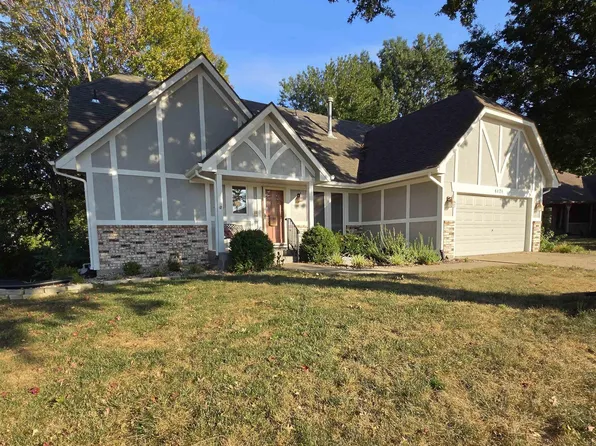 4428 SW Colly Creek Dr, Topeka, KS 66610