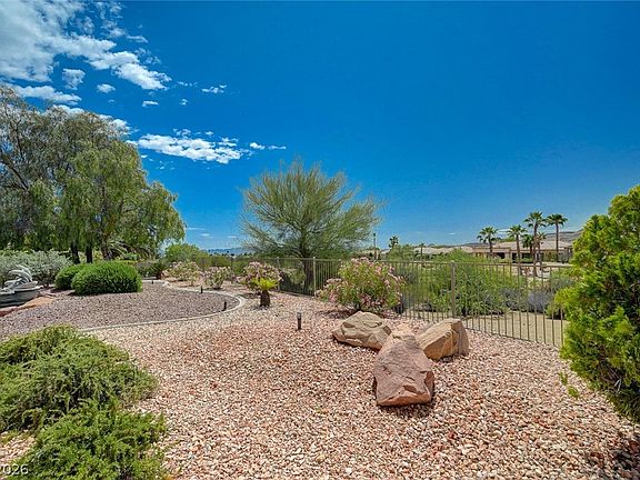3rd image of 5222 Fiore Bella Blvd