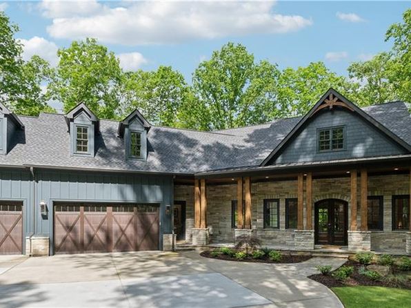 448 Golden Bear Pass, Dahlonega, GA 30533