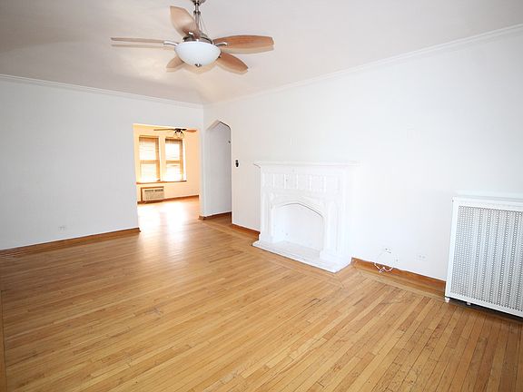 5th image of 10921 S Longwood Dr APT 3
