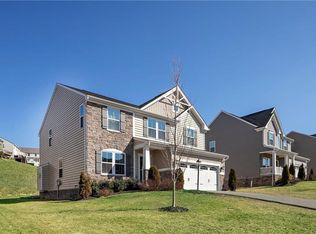 1022 Oakbrooke Dr, Canonsburg, PA 15317