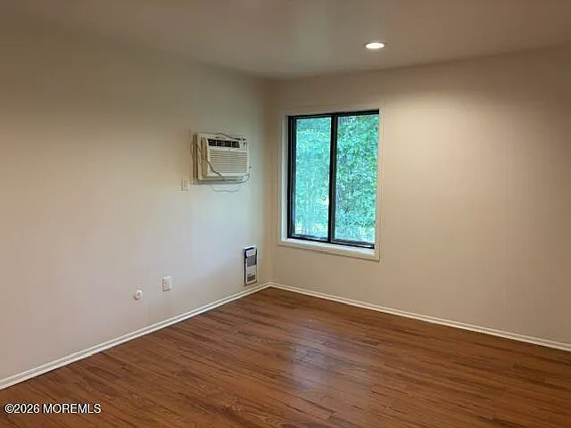 171 Amberly Dr #H — Photo 31