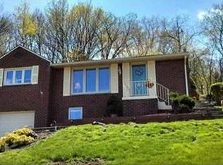1537 Lucille Dr, Pittsburgh, PA 15234