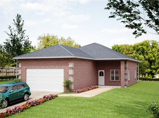 1041 Pangburn St, Grand Prairie, TX 75051