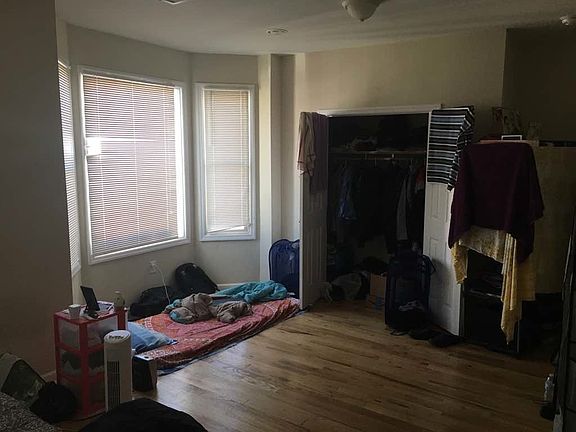 Master bedroom Pic 3