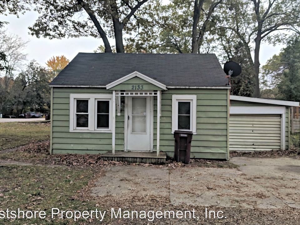 1st image of 2133 Oak Park Dr