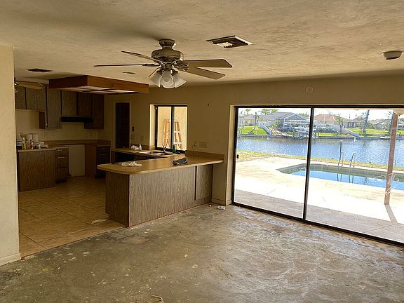 4th image of 1006 SE 16th Ter