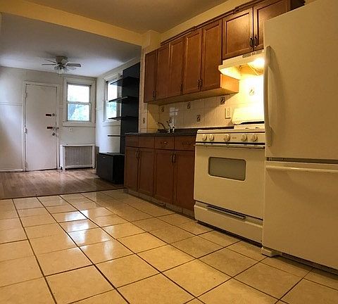 2nd image of 192 Union St