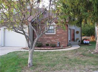 484 Van Camp Sq, Greenwood, IN