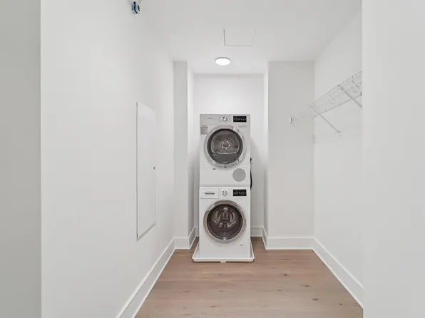 9 Avenue At Port Imperial image 24 of 47