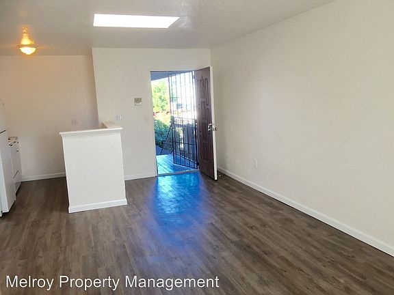 3rd image of 4242 34th St APT A