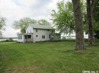 117 Renshaw Bay Rd, Mannsville, NY 13661