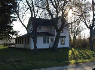 11831 N Leaf River Rd, Leaf River, IL 61047