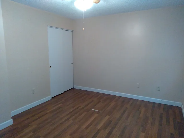 307 Kyle Dr — Photo 16