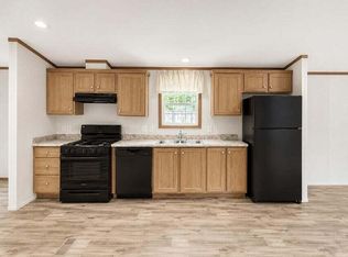 25 Holbrook Rd, Turner, ME 04282