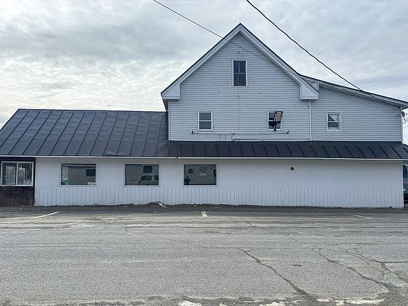 2nd image of 68 Railroad Avenue