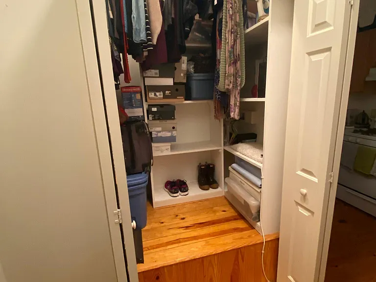 253 N 2nd St #4C — Photo 6